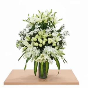 Luxurious vase arrangement